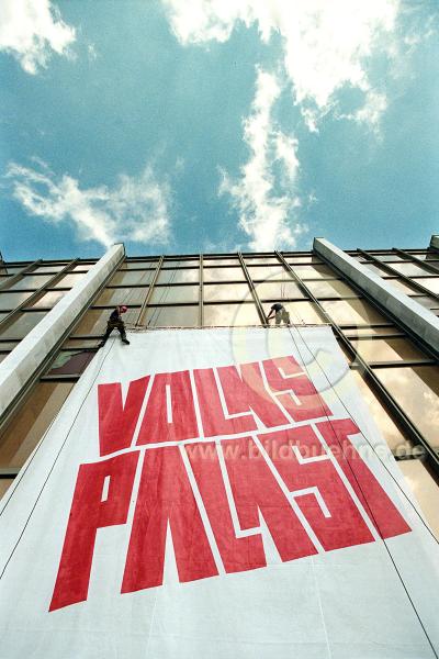 01volkspalast02