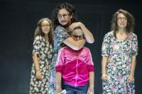Gorki Theater Und dann kam Mirna UA 24.09.15