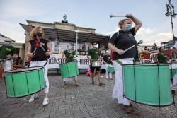 kuenstlerProtestCoV089