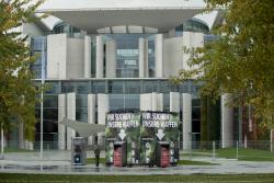 suchtUnsereWaffenZPS097