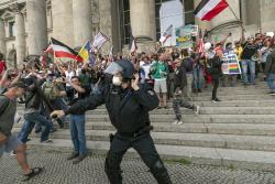 sturmReichstagCorona685