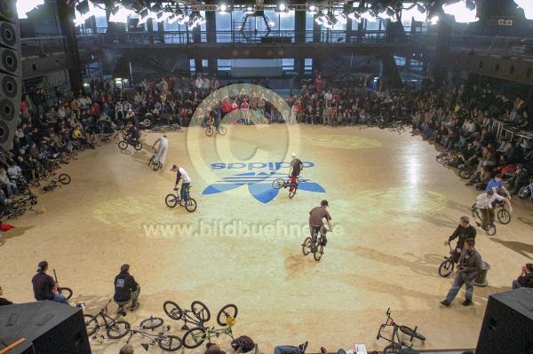 11volkspalast078