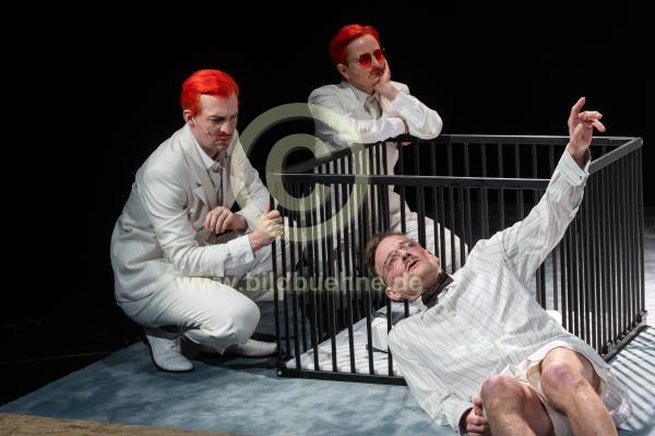 BerlinerEnsembleFaustus-3211