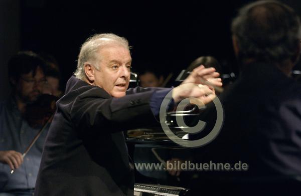 StaatsoperBarenboim02.jpg