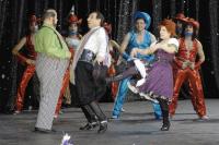 KomOperKissMeKate0821.jpg