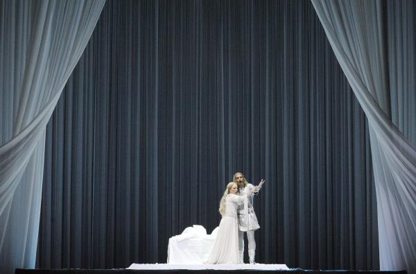 StaatsoperLohengrin0168.jpg