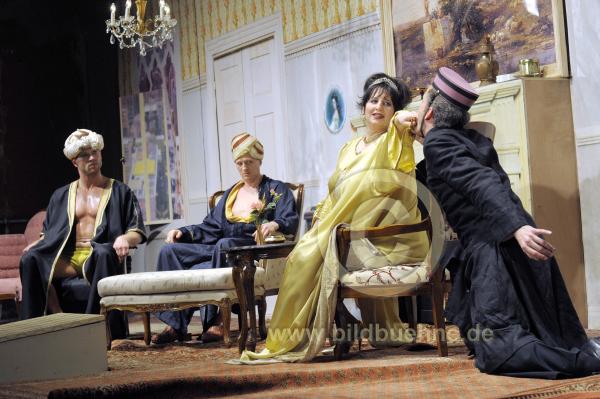 PraterAmanullah3732.jpg