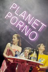 HAU1PlanetPorno7635.jpg