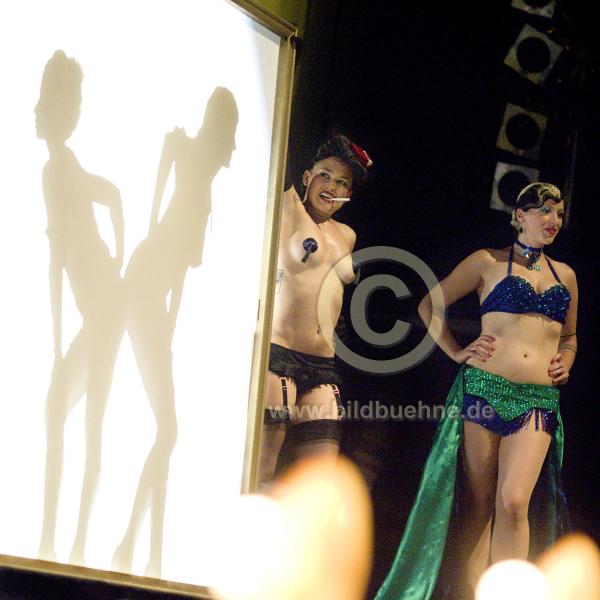 wildroserevue0211A