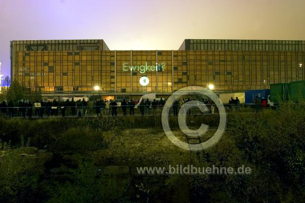 21Volkspalast005